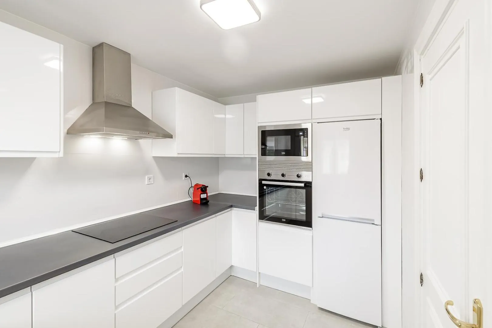 Spacious 2 Bed Duplex In Aloha Gardens Close To Puerto Banus Marbella 0*,  Spain