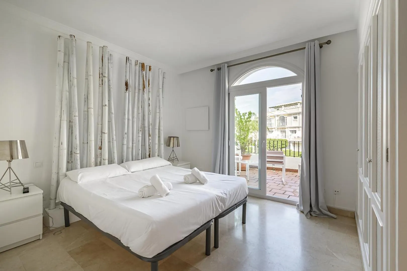 Apartment Spacious 2 Bed Duplex In Aloha Gardens Close To Puerto Banus Marbella Spain