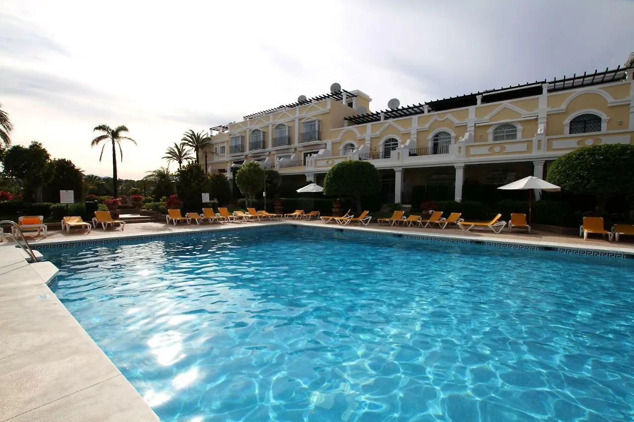 Apartment Spacious 2 Bed Duplex In Aloha Gardens Close To Puerto Banus Marbella Spain